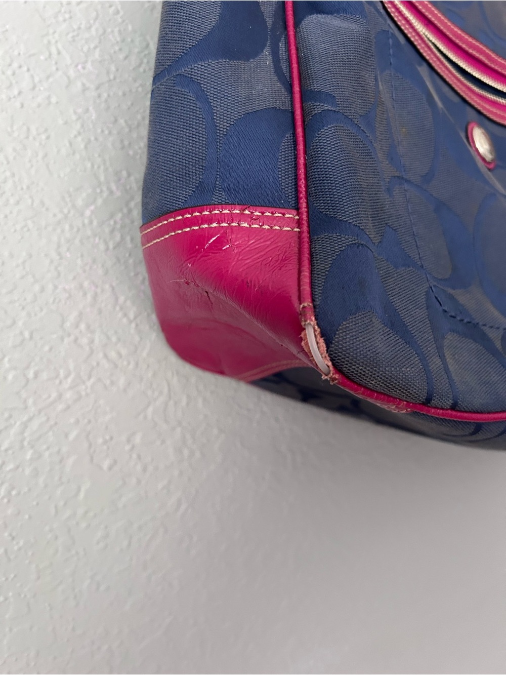 Coach Signature C Blue & Pink M1020-F14941 AS IS NEEDS LOVE - Picture 3 of 14